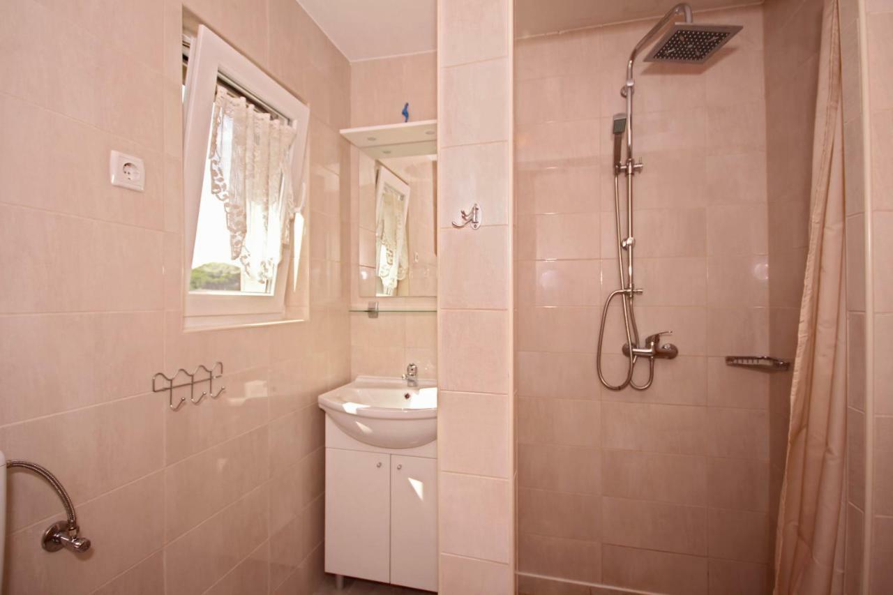 Apartmani Bradaric Pula Exterior foto